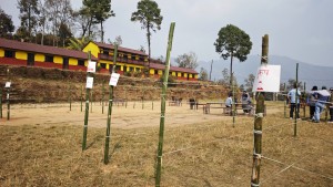 लमजुङका मतदान केन्द्रहरूमा यसरी हुँदैछ तयारी (तस्वीरहरू)
