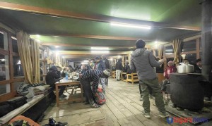 मनाङमा पर्यटकको ओइरो, तिलिचो बेसक्याम्पमा एकैदिन २ हजार ५ सय बढी पर्यटक