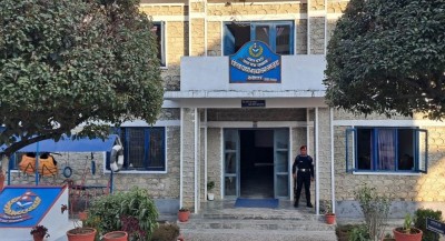 लमजुङको काउलेपानी होमस्टेबाट १० जना जुवाडे पक्राउ