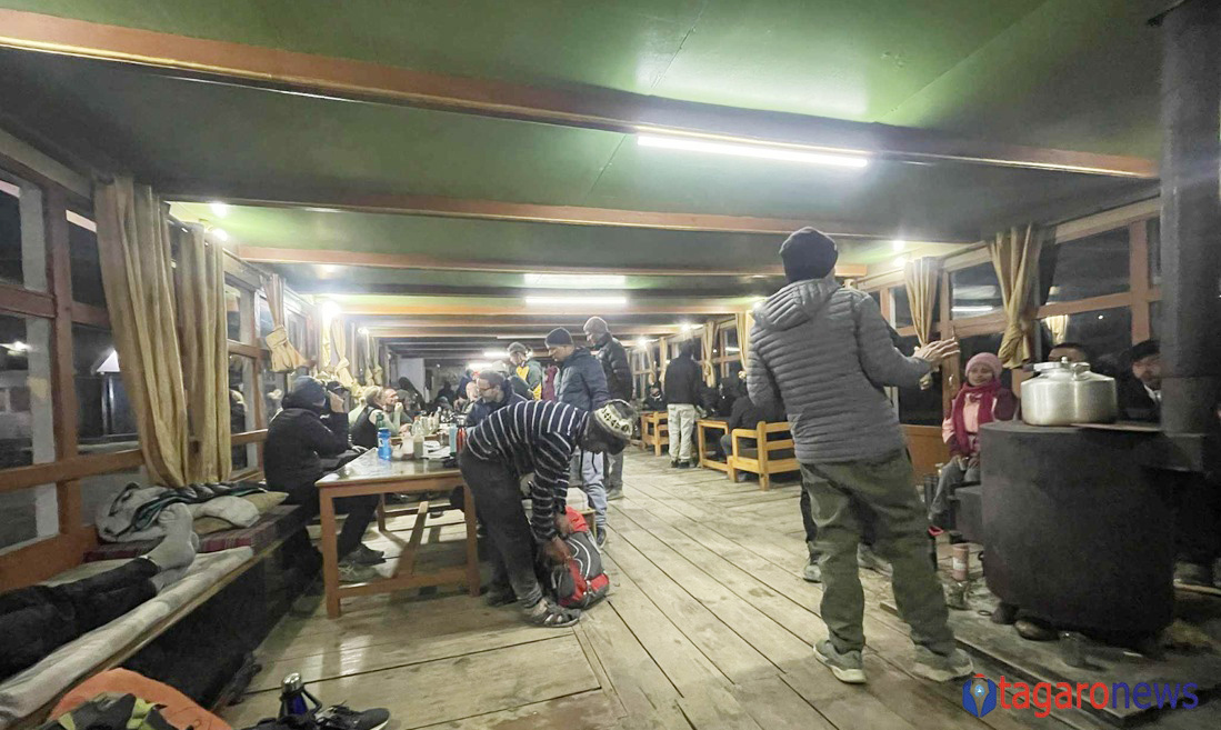 मनाङमा पर्यटकको ओइरो, तिलिचो बेसक्याम्पमा एकैदिन २ हजार ५ सय बढी पर्यटक